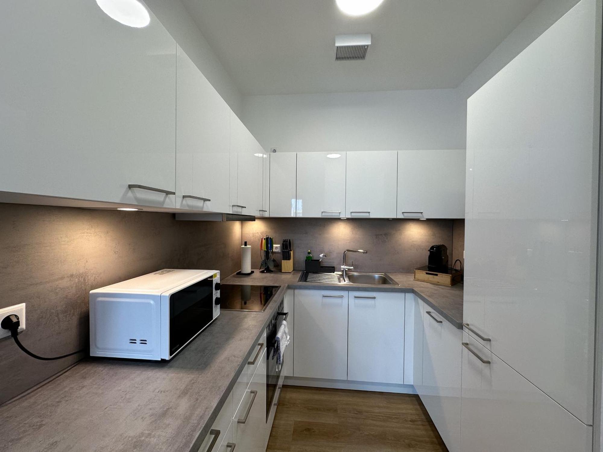 Suite4Me - Balkon I Kueche I Waschmaschine I Mainz-Kostheim Wiesbaden Exterior foto